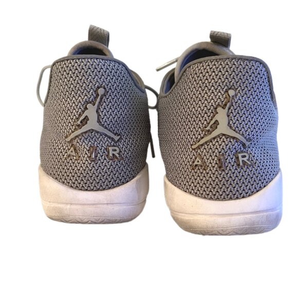 Nike Jordan Eclipse Dust Gray Mesh Basketball/Athletic Shoes  Men's Size 9 - Picture 7 of 9